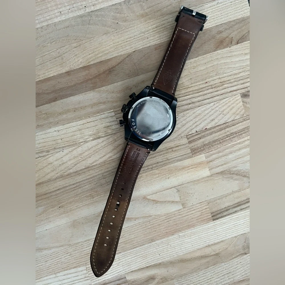 Fossil Men’s Watch Chronograph Black Leather Strap Black Dial Stainless Case